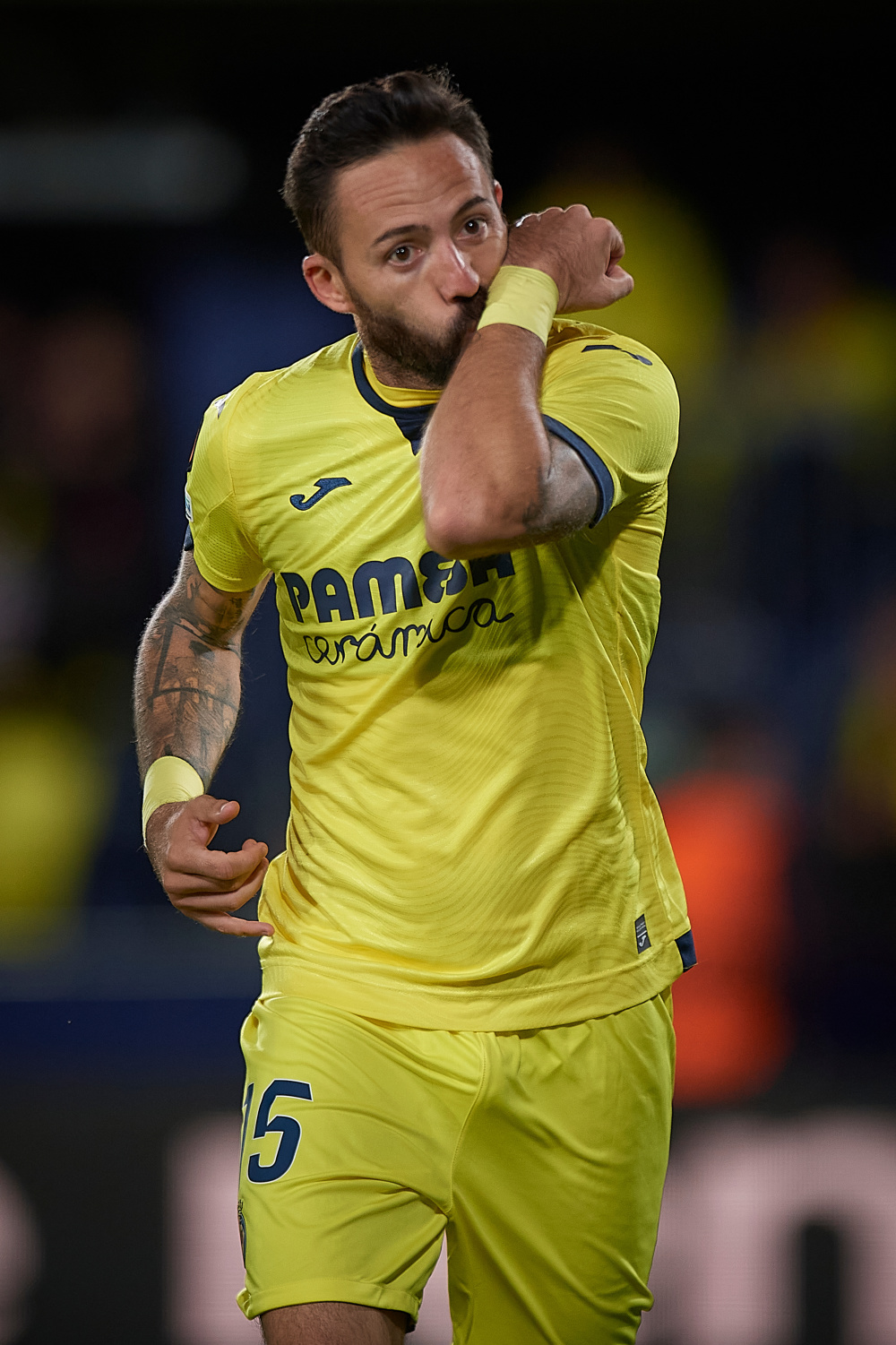 比利亚雷亚尔迎意甲关键赛，清晨更衣室发声，质疑声仍在，阵容厚度经受考验的简单介绍