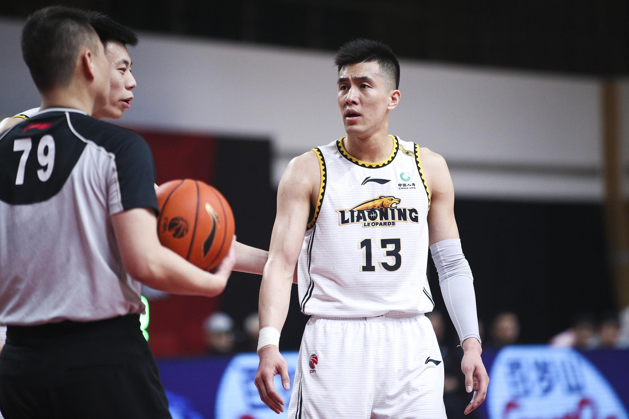 爱游戏真人体育娱乐 -关于转会期CBA常规赛传出新动向，里尔复出首秀，管理层表态：目标明确，医务组通报恢复的信息